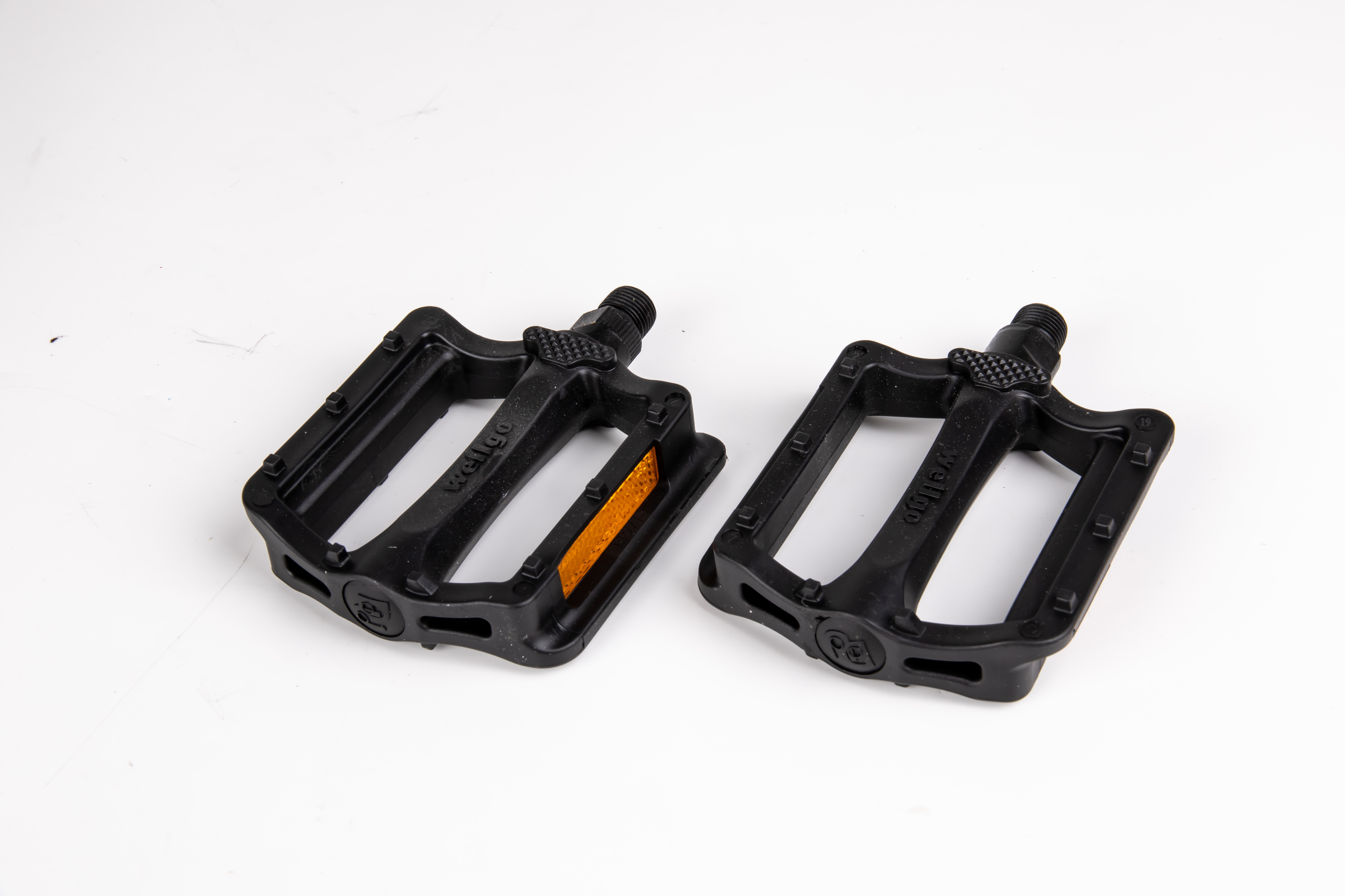 Педали WELLGO V-205DU резьба 9/16 PD-V-205DU-9/16 V-205DU 9/16