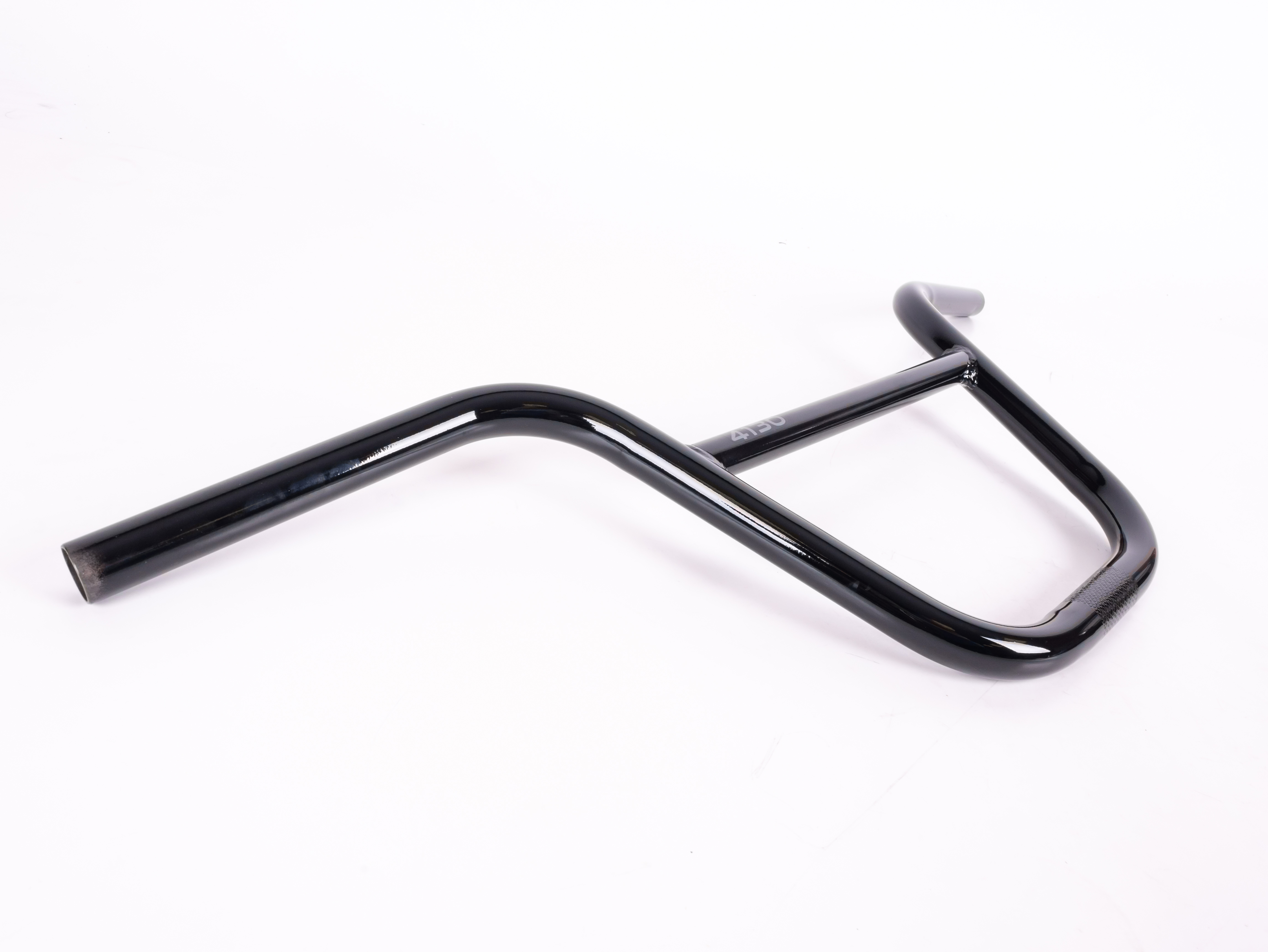 Руль для БМХ. Шир 680 мм, выс 8.75 трубы22.2x1.6T и 19x1.2T. Хром-молибд сплав, HB-680/22CrMo BMX 68