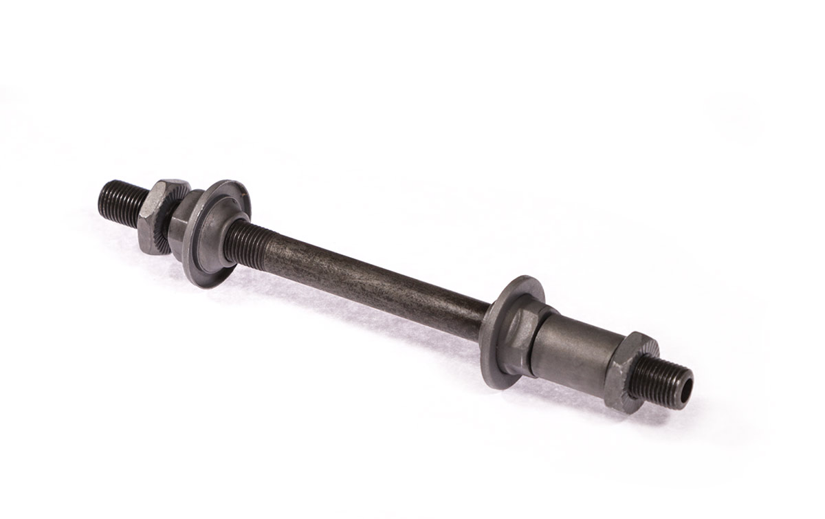 Ось задней втулки SF-AX01(R) под эксцентрик, 3/8 x 145мм, с гайками и конусами, черная (5/150)
