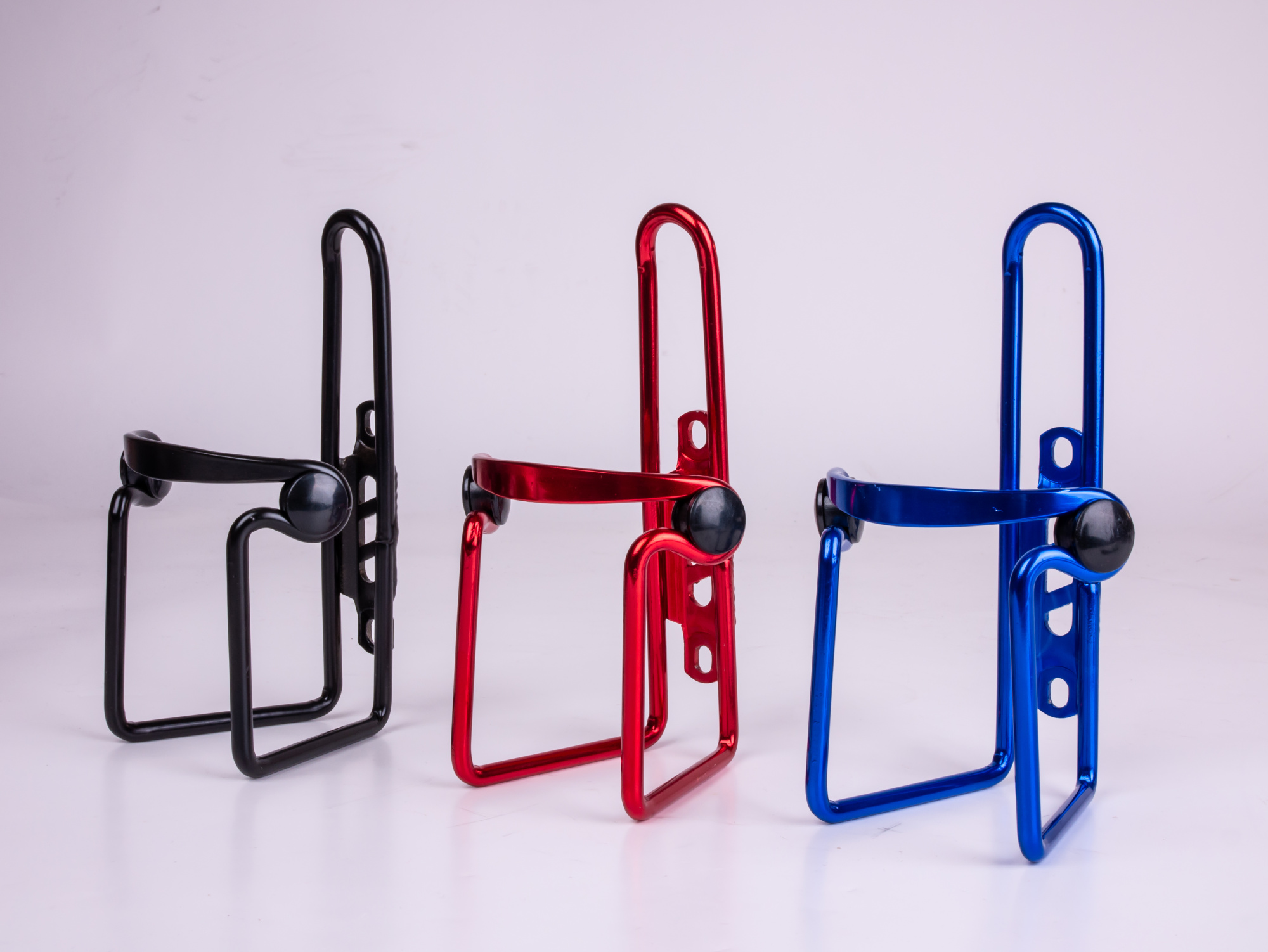 Флягодержатель на раму алюм. с пластик упорами, красный анодированный T-16 red T-16 red