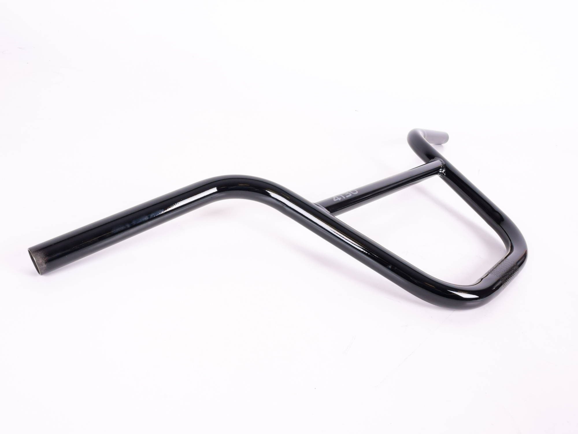 Руль для БМХ. Шир 680 мм, выс 8.75 трубы22.2x1.6T и 19x1.2T. Хром-молибд сплав, HB-680/22CrMo BMX 68